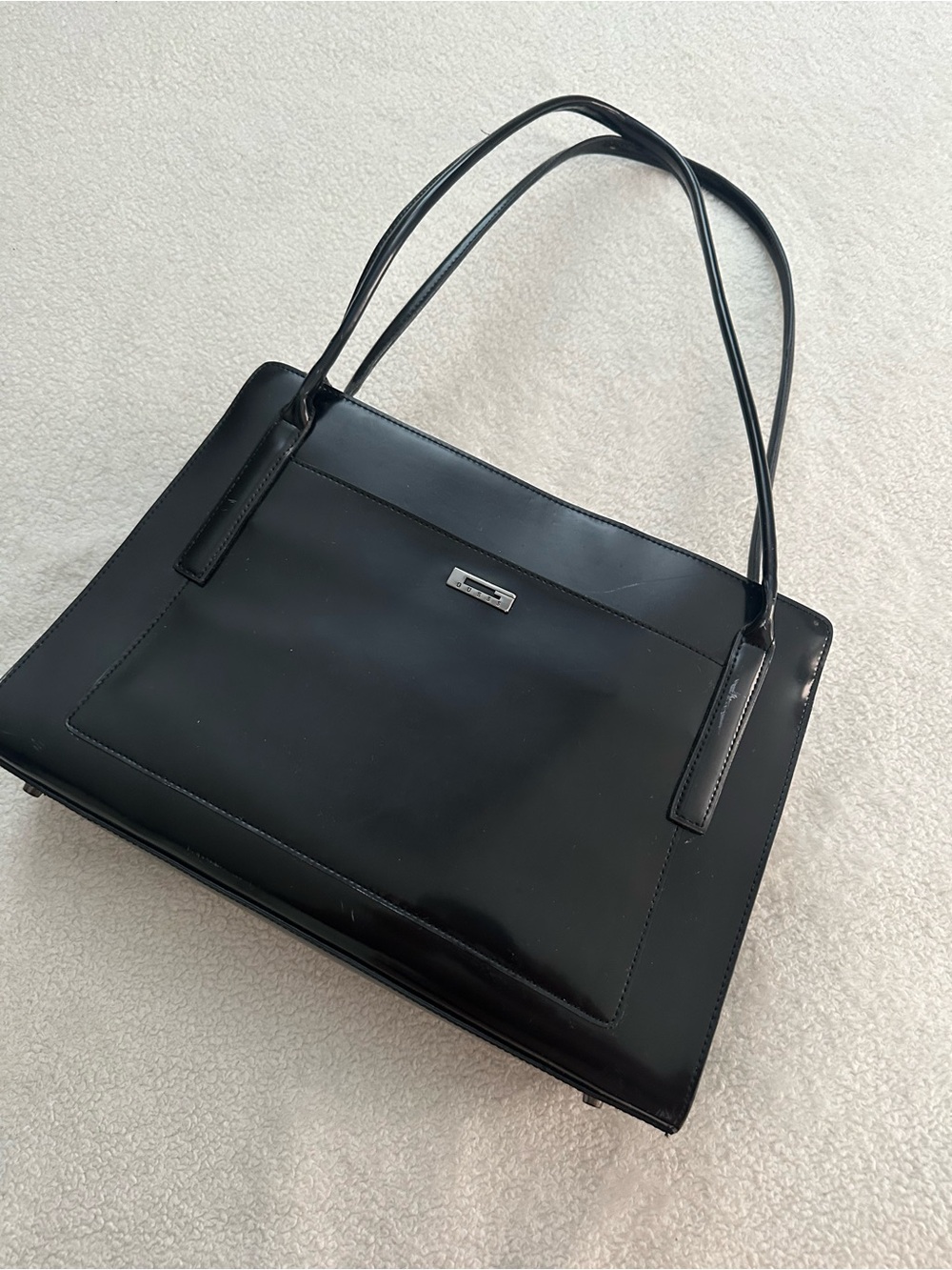 Classic Y2K Guess Black Leather Shoulder Bag